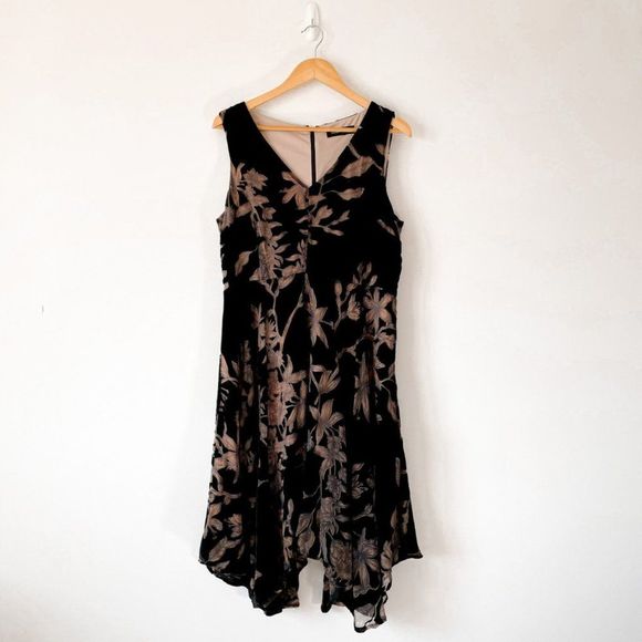 Ivanka Trump Black Velvet Floral Handkerchief-Hem Dress Sz 14 - Picture 4 of 12